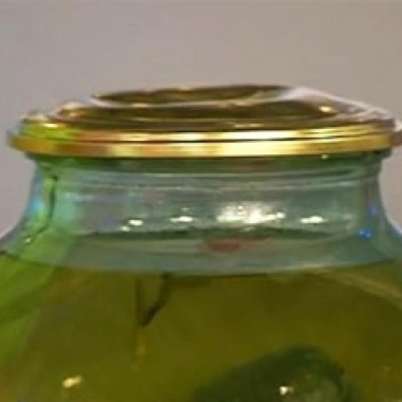 Банканың қақпағы дөмпейте тұрса не істеу керек